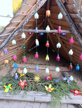 okrasitev na vaškem trgu